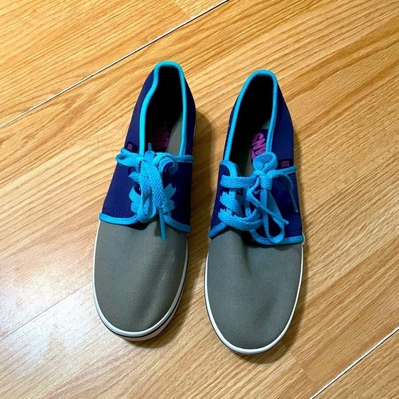 Vans Shoes - Vans Low Pro
